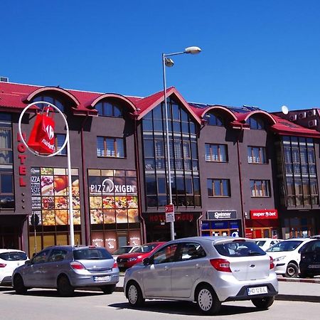 Hotel Oxigen Petroşani Eksteriør bilde