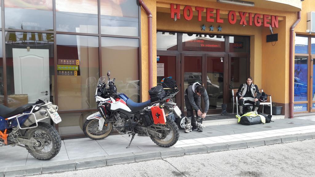 Hotel Oxigen Petroşani Eksteriør bilde
