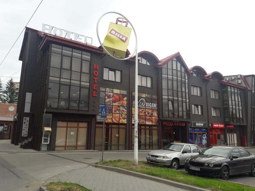 Hotel Oxigen Petroşani Eksteriør bilde